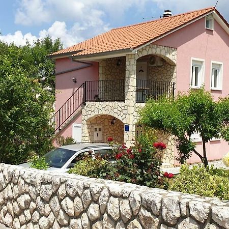 Apartments Roses Dobrinj Dış mekan fotoğraf