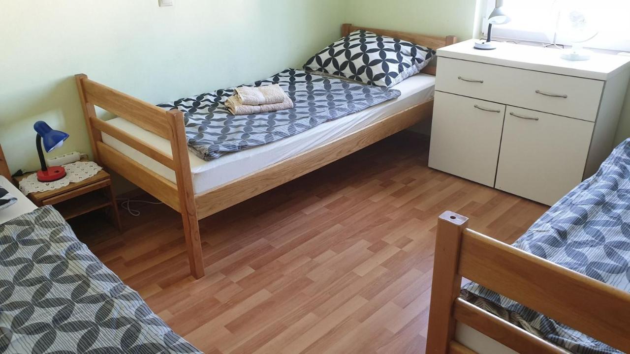 Apartments Roses Dobrinj Dış mekan fotoğraf