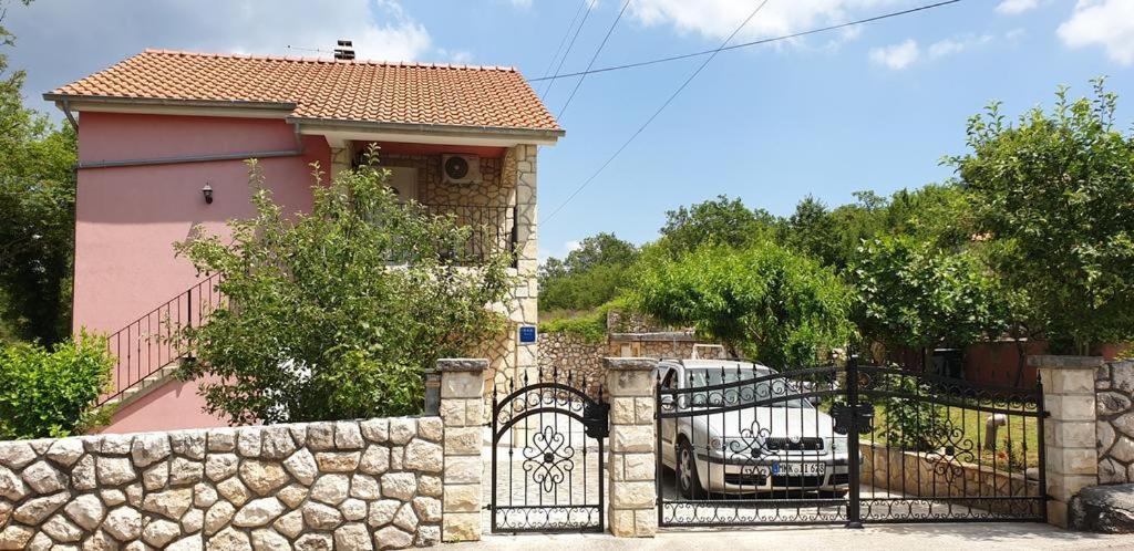 Apartments Roses Dobrinj Dış mekan fotoğraf