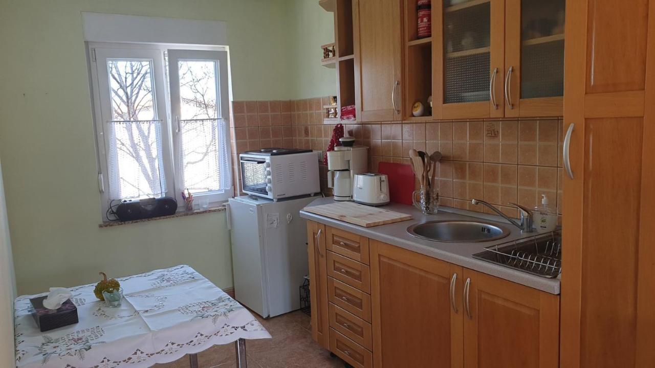Apartments Roses Dobrinj Dış mekan fotoğraf