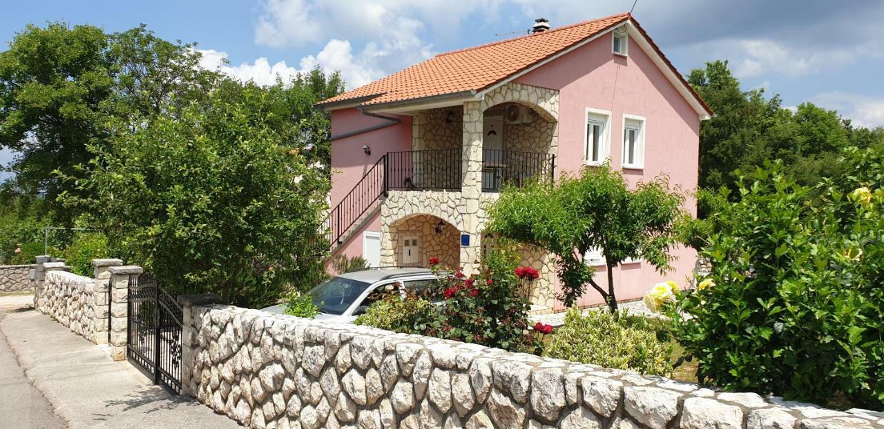Apartments Roses Dobrinj Dış mekan fotoğraf